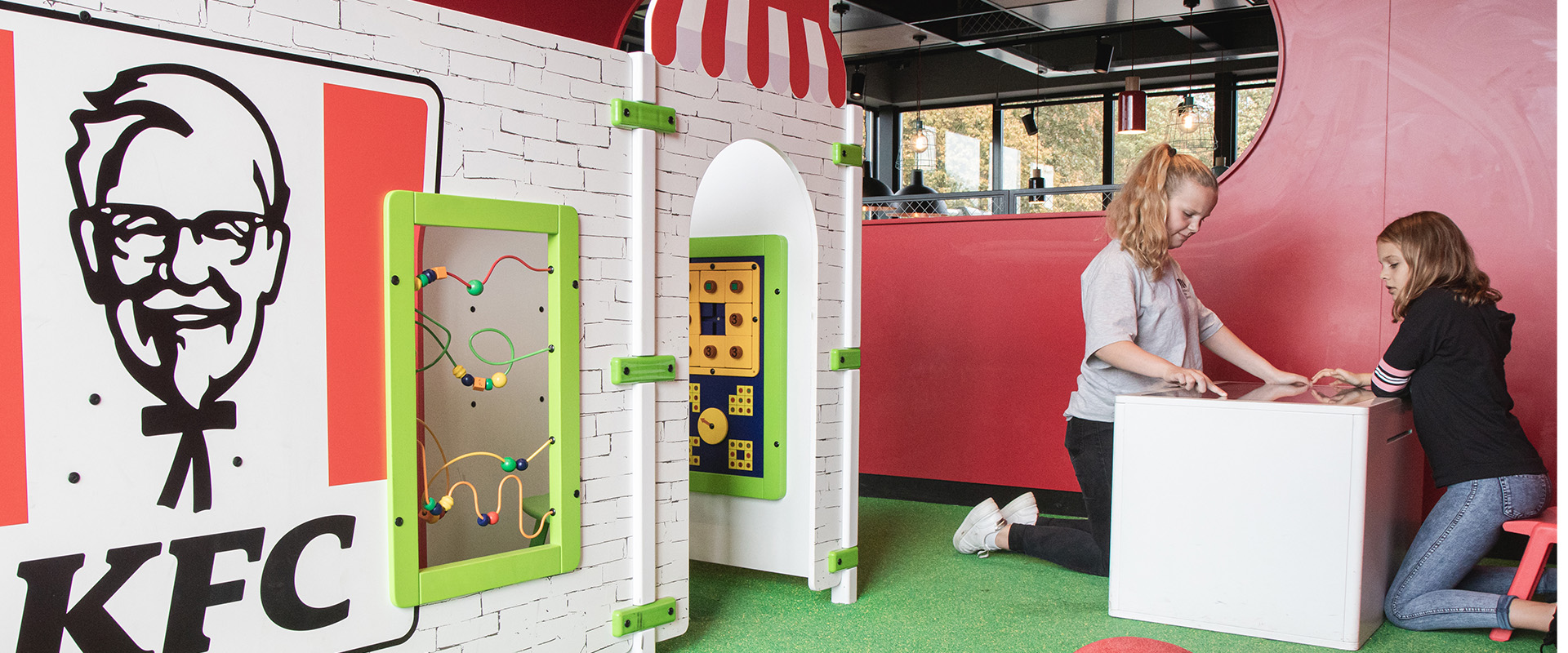 IKC | KFC Zwolle speelruimte fastfood restaurant IKC | KFC Zwolle speelruimte fastfood restaurant
