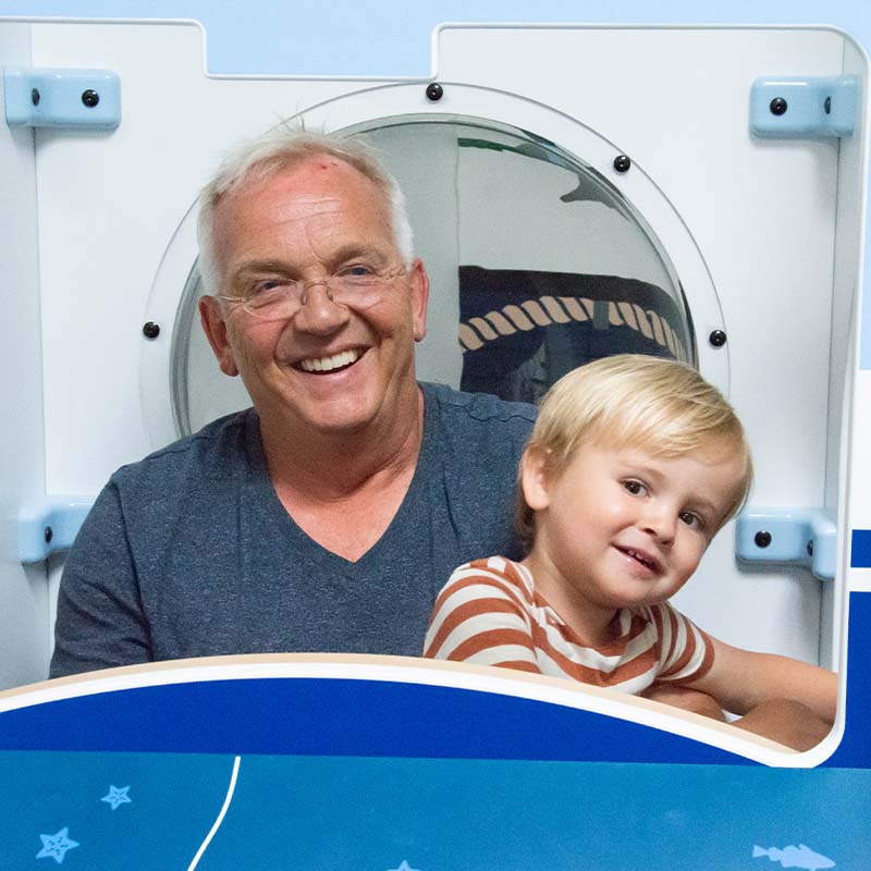 Blije kinderen, Blije ouders in een speelhoek van IKC Blije kinderen, Blije ouders in een speelhoek van IKC