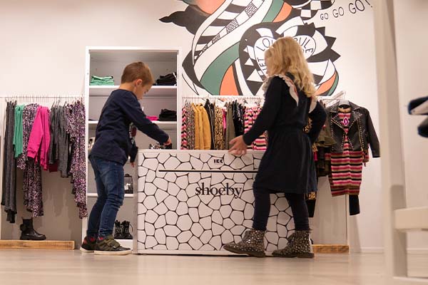 Spelen bij de Shoeby op de TouchTable van IKC