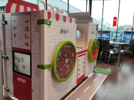 speelhoek bij KFC restaurants speelhoek bij KFC restaurants
