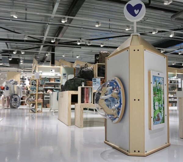 Kinderhoek als onderdeel van het winkelinterieur Kinderhoek als onderdeel van het winkelinterieur