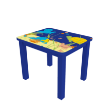 Houten tafel voor kinderen in een kinderhoek of wachtkamer met een zee dieren thema | IKC kindermeubels